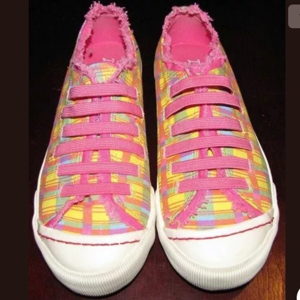 SNEAKERS~TENNIS SHOES~PINK PLAID~ELASTIC LACES~3